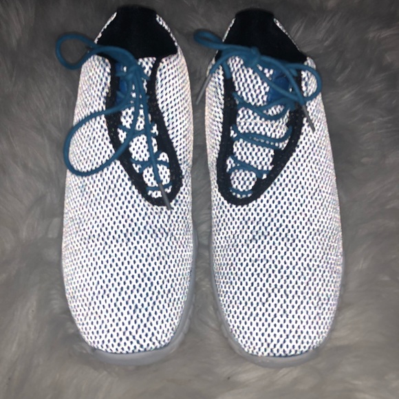 Air Jordan Future Low BG - Picture 3 of 3